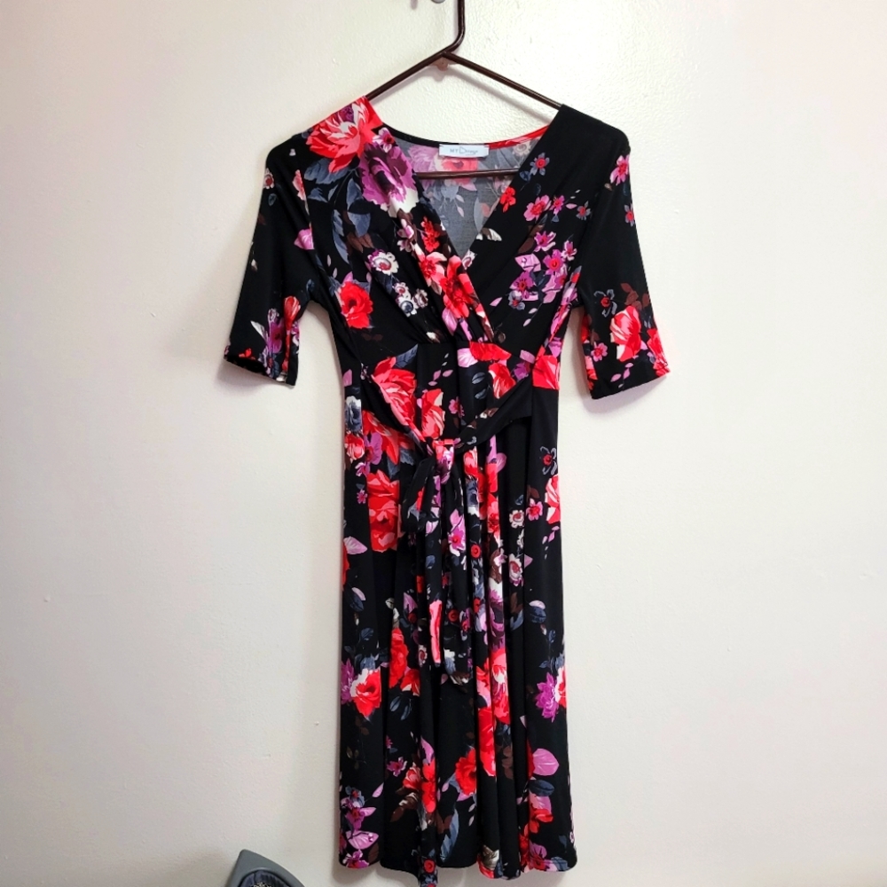 Black floral maternity dress
